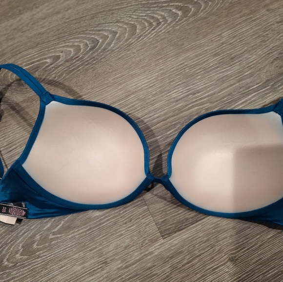 NWT💙💙Victorias Secret rhinestone Very Sexy padded push up 32DDD (32F) - Picture 9 of 9